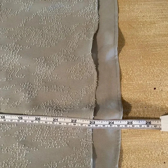 MI Ami from Francesca's beautiful seafoam green layered chiffon tank top. - Picture 8 of 9